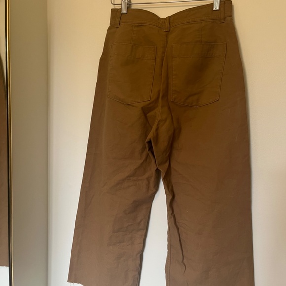 Aritzia Community Wide Leg Cropped Pants - Picture 2 of 3